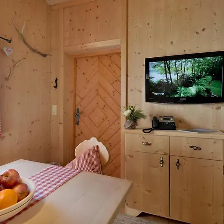 Almnest In Mit Privat * Hochfugen